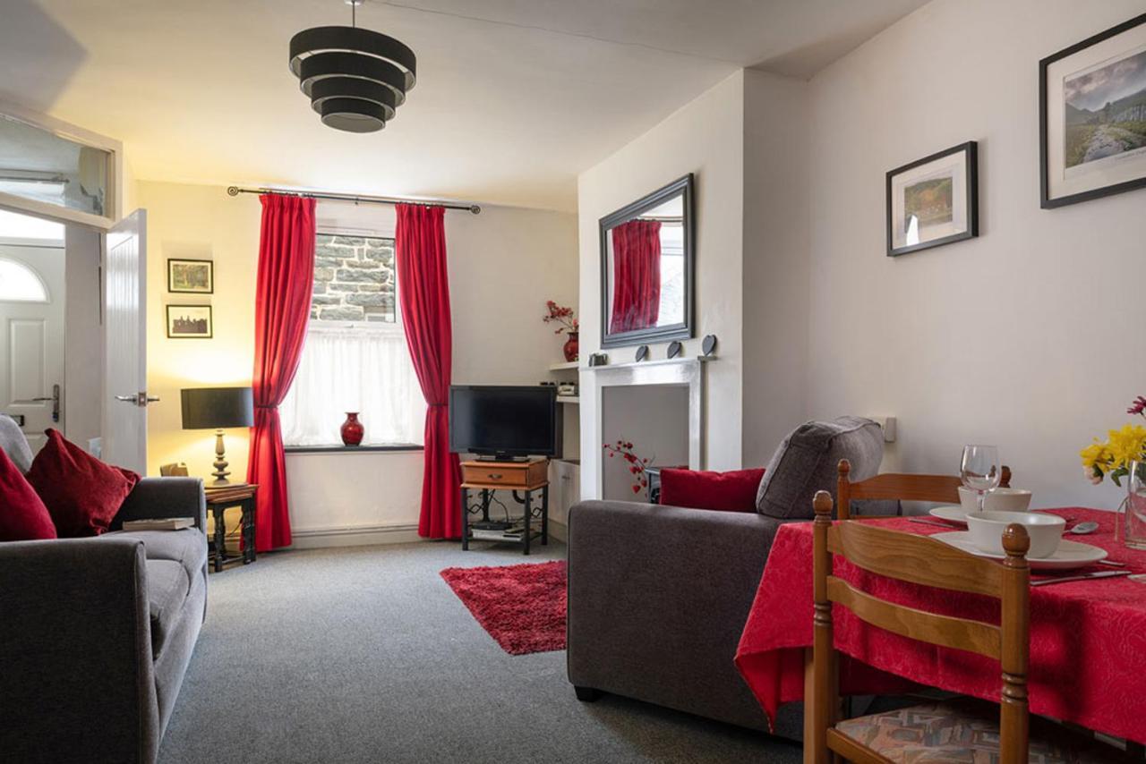 Miners Cottage Blaenau Ffestiniog Extérieur photo